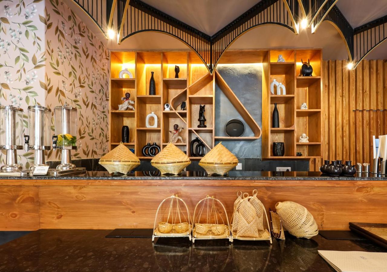 Bloom Hotel - Golf Course Road, Sector 43 Gurgaon Esterno foto